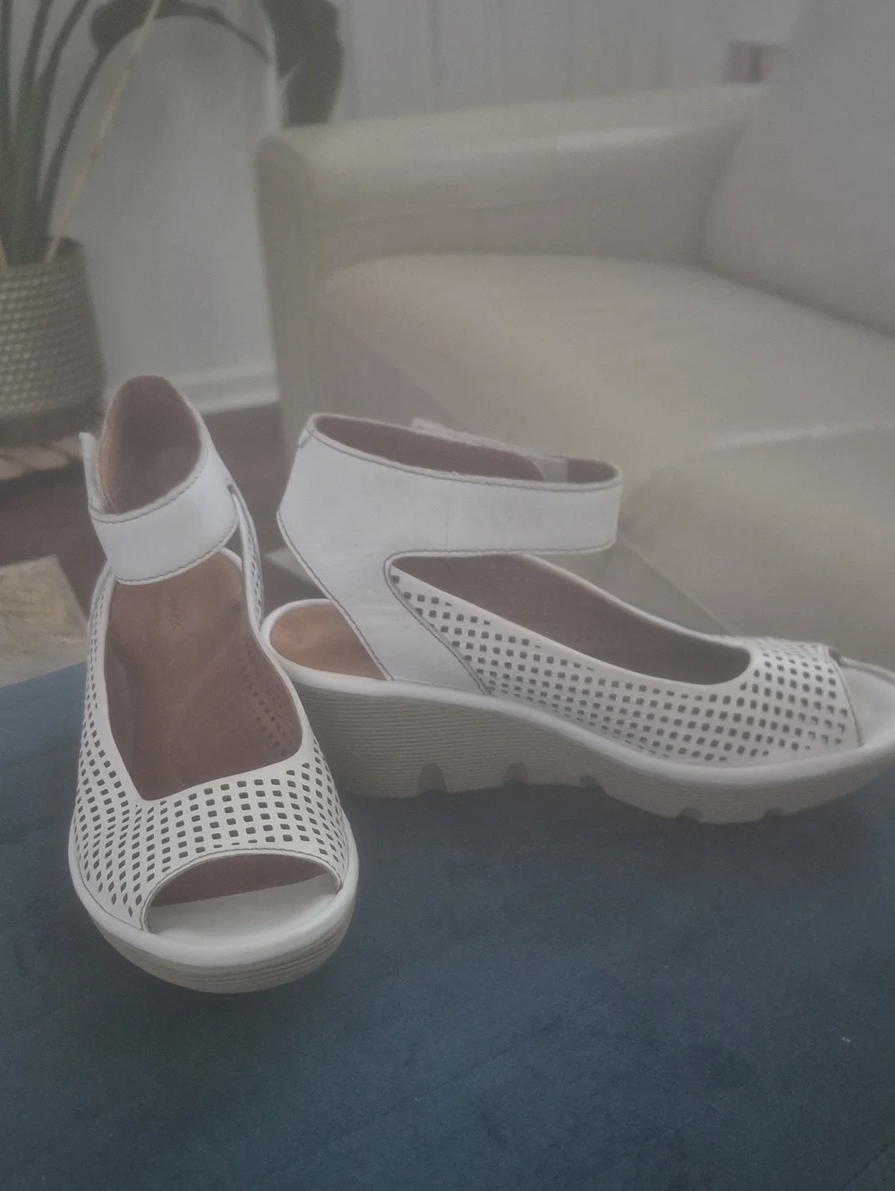 Clarks Artisan Women’s White Perforated Peep-Toe Wedge Sandals
